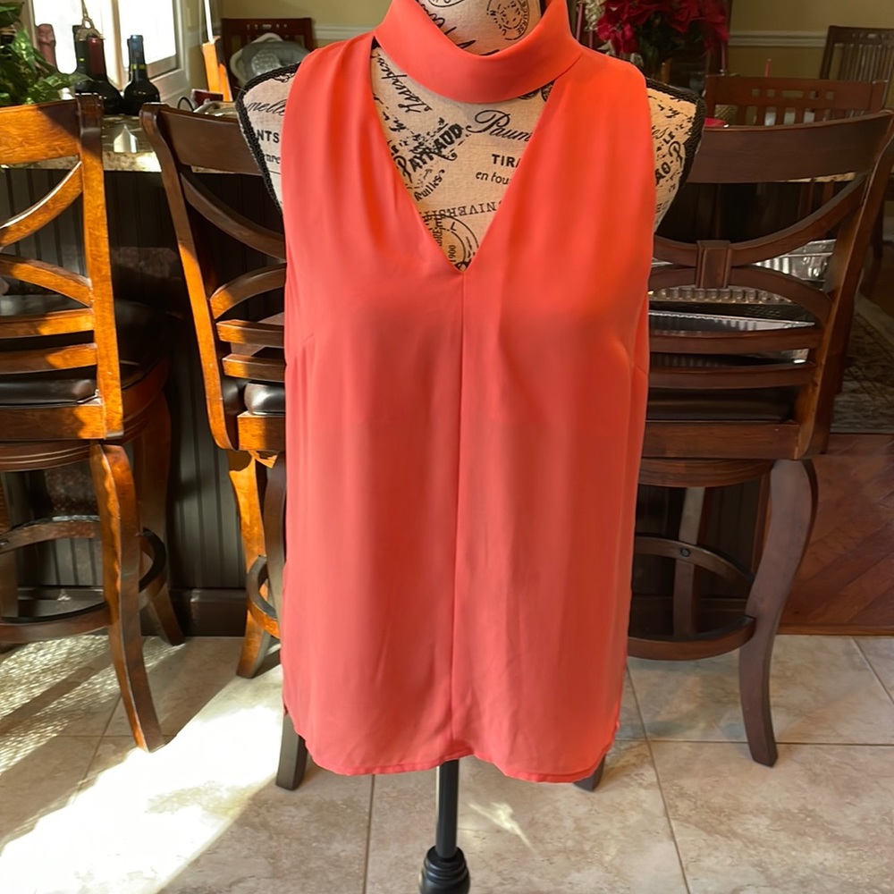 Trouvé worn once excellent condition top salmon peach color size 6